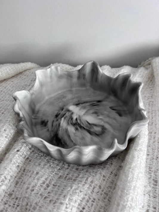 Scalloped Stoneware Bowl